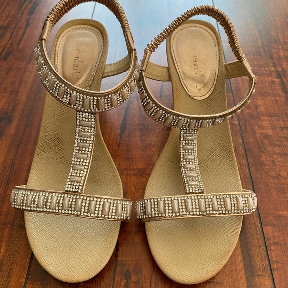 Golden wedge - Picture 2 of 4